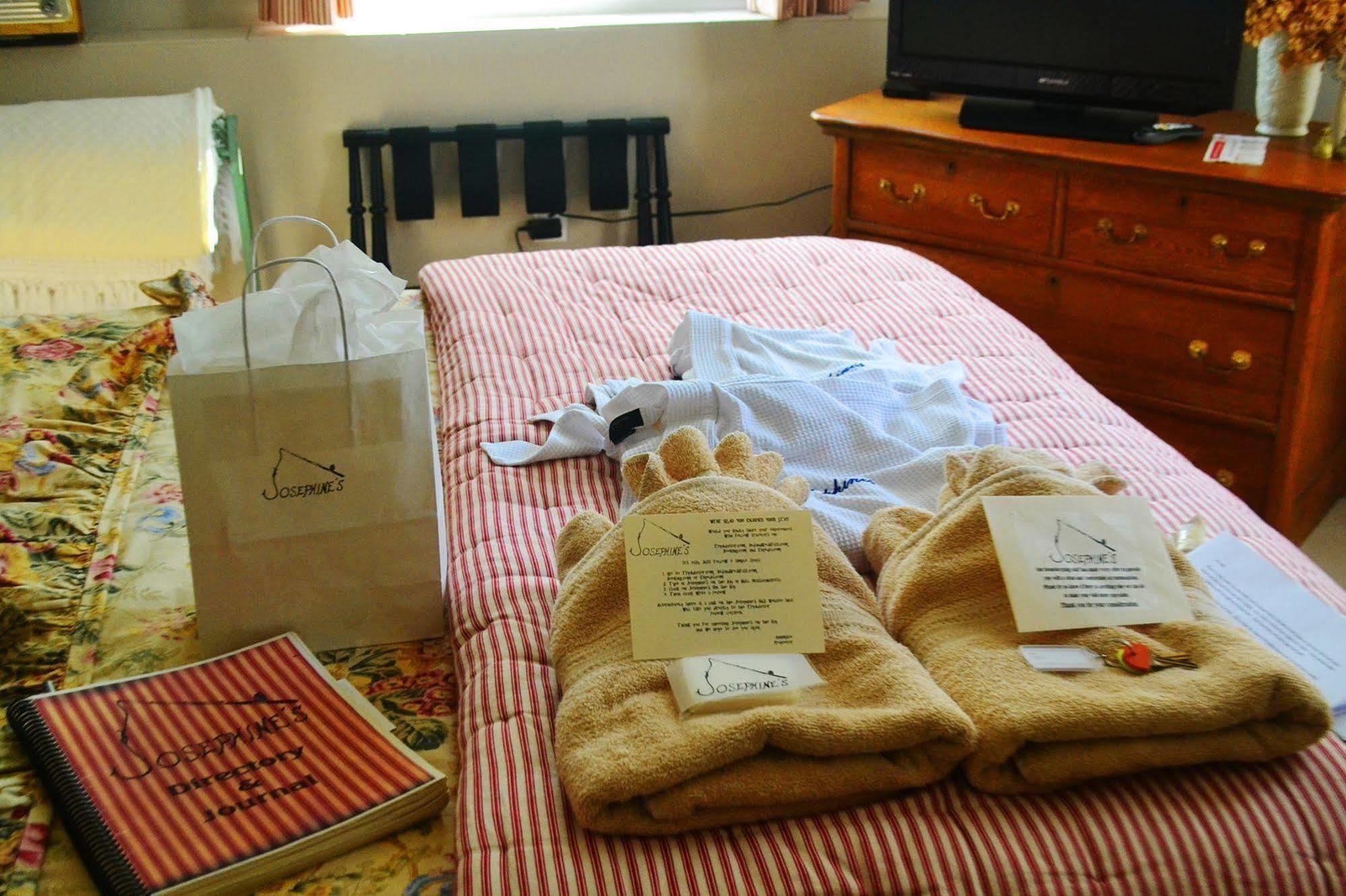 هول Josephine'S On The Bay Bed And Breakfast المظهر الخارجي الصورة